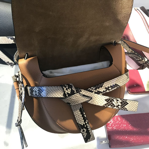 ロエベ ゲートミニコピー ロエベ☆ゲートスモールバッグ☆32197T20